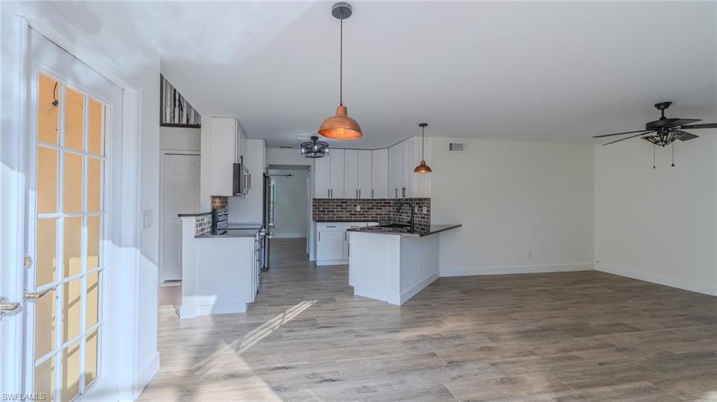 FOUNTAIN LAKES - Residential