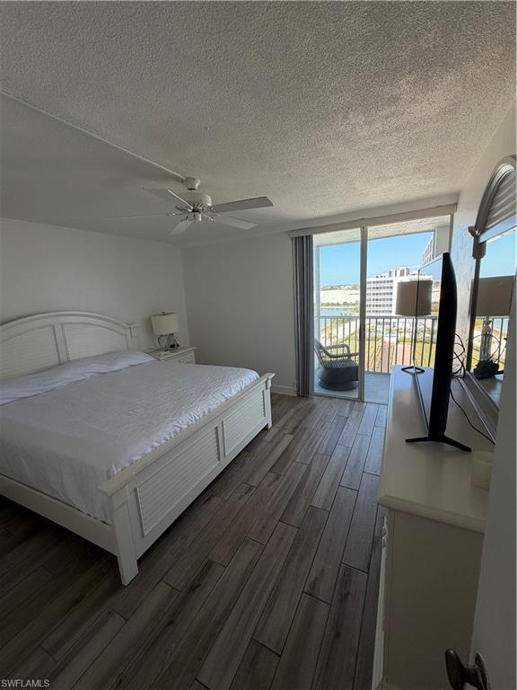 CRECIENTE CONDO NORTH - Residential