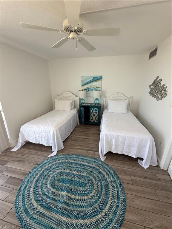 CRECIENTE CONDO NORTH - Residential