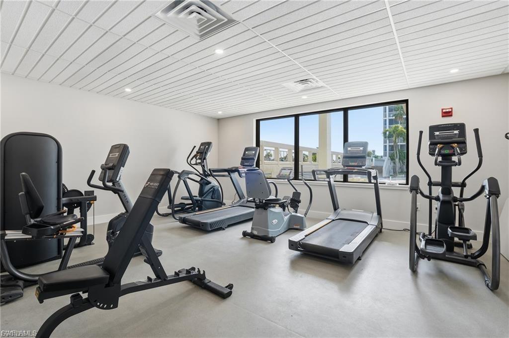 CRECIENTE CONDO NORTH - Residential