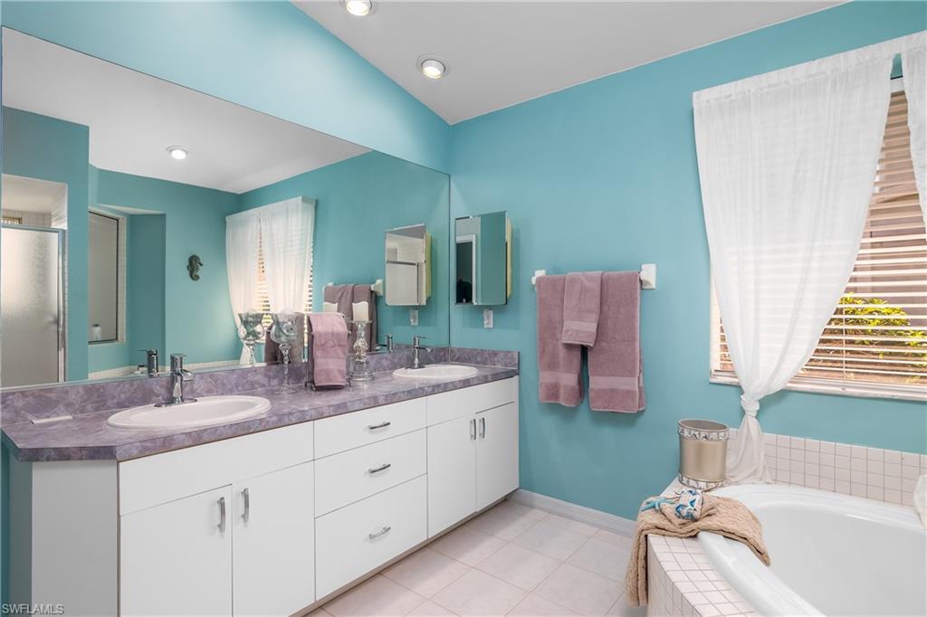 HUNTERS RIDGE - Residential