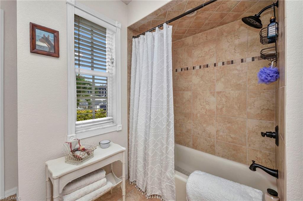 PUNTA GORDA - Residential