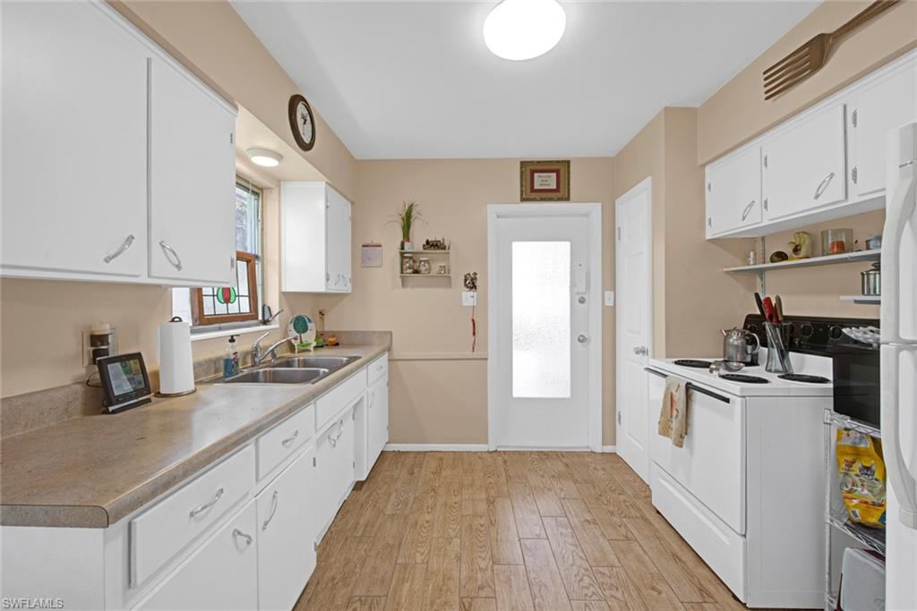 MCGREGOR GROVES - Residential