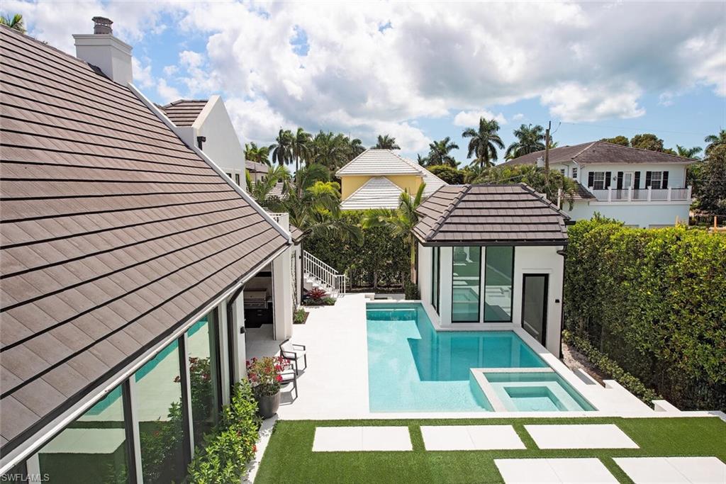 OLDE NAPLES - Residential