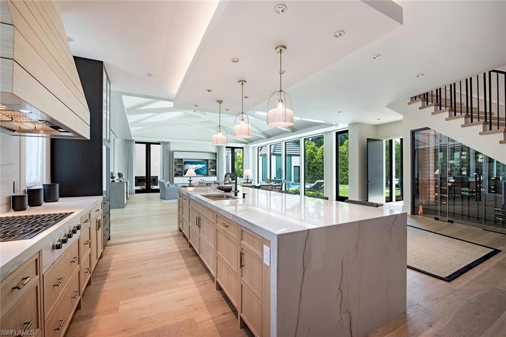 OLDE NAPLES - Residential