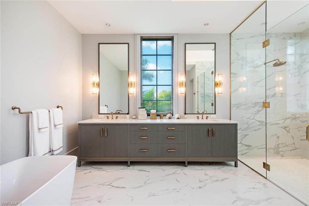 OLDE NAPLES - Residential