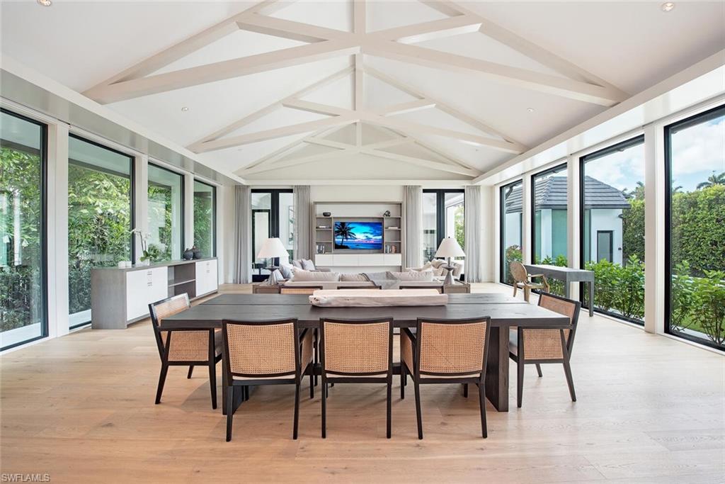 OLDE NAPLES - Residential