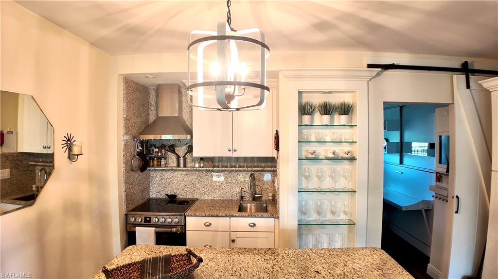 SEABREEZE CONDO - Residential