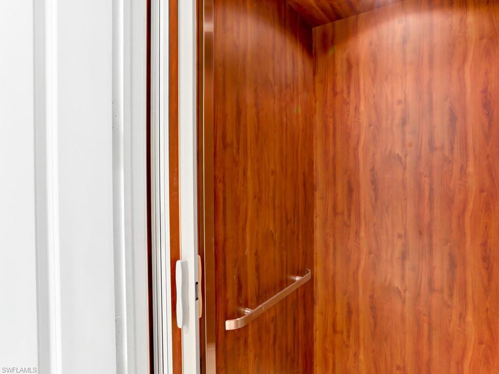 AVELLINO ISLES - Residential