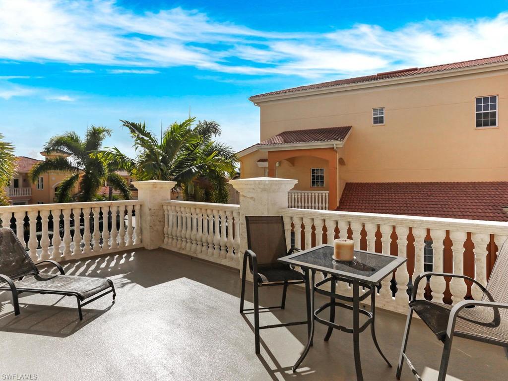 AVELLINO ISLES - Residential