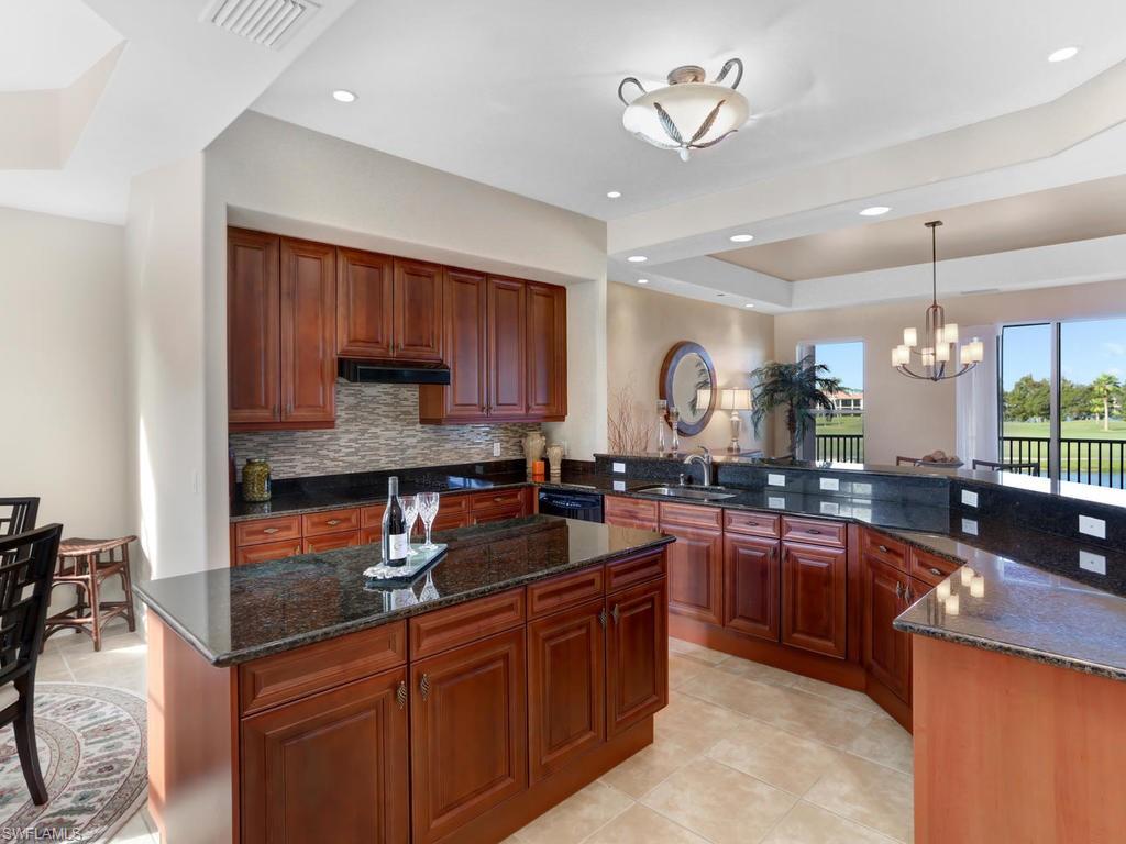 AVELLINO ISLES - Residential