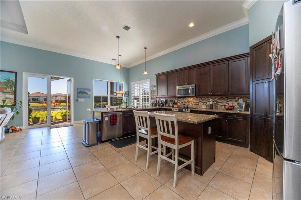 MAPLE RIDGE - Residential