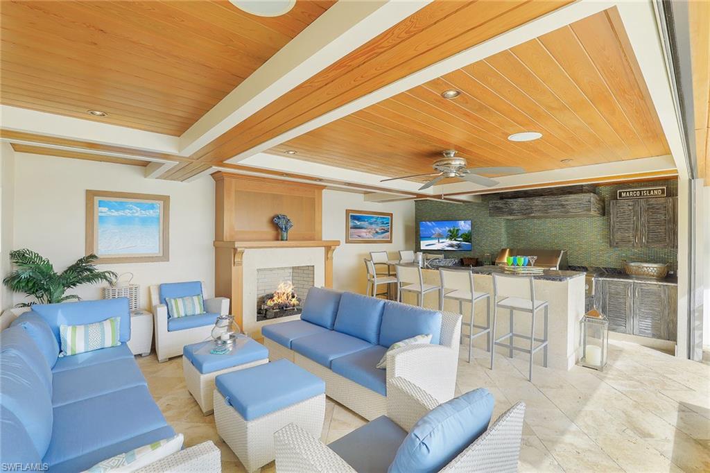 MARCO ISLAND - Residential