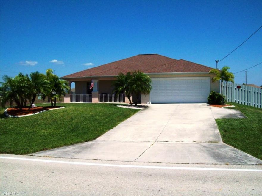 Seller needs to relocate.  Motivated.  This is a charming move in ready home featuring 3 bedrooms plus a den.  Real wood flooring in great room, dining area & den.  Home features a split bedroom floor plan with Jack & Jill bathroom for 2 guest room.  Master Suite has tub & shower combo plus his & hers closets. Kitchen features granite counter tops. Tile in wet areas and Carpet in guest & Master Suites. You will enjoy the large fenced yard and will have privacy while swimming in the heated pool. 
City water is in & paid, Well for lawn irrigation.  Very quiet area.   Buyer to assume any assessments and or fees for utility expansion plan for City sewer.  Seller says bring an offer.  Not a short sale or foreclosure quick response.