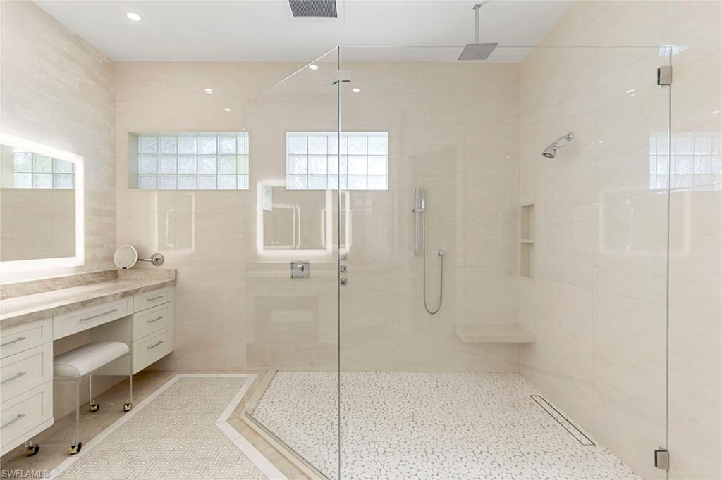 VILLA LA PALMA AT BAY COLONY - Residential