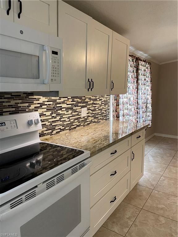 LABELLE ACRES - Residential