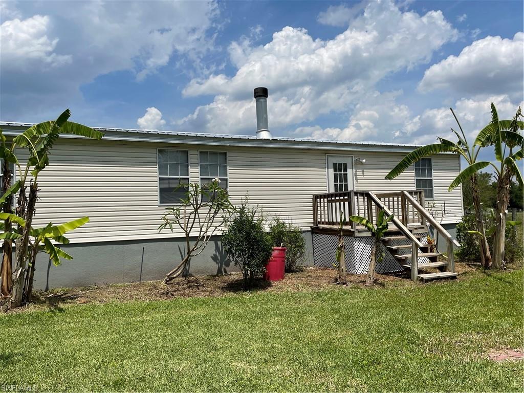 LABELLE ACRES - Residential