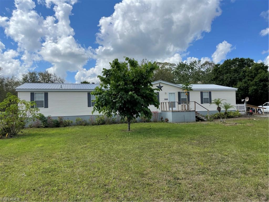 LABELLE ACRES - Residential