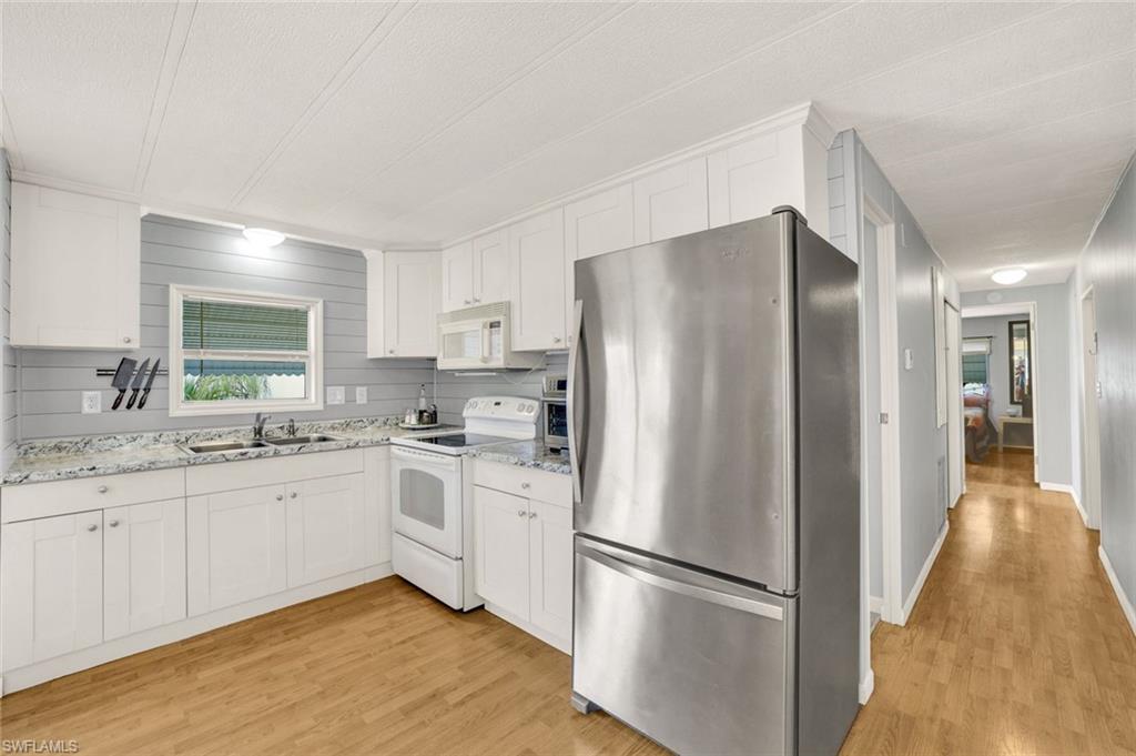 IMPERIAL BONITA ESTATES - Residential