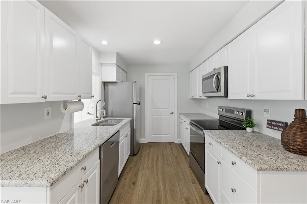 FLAMINGO ESTATES - Residential