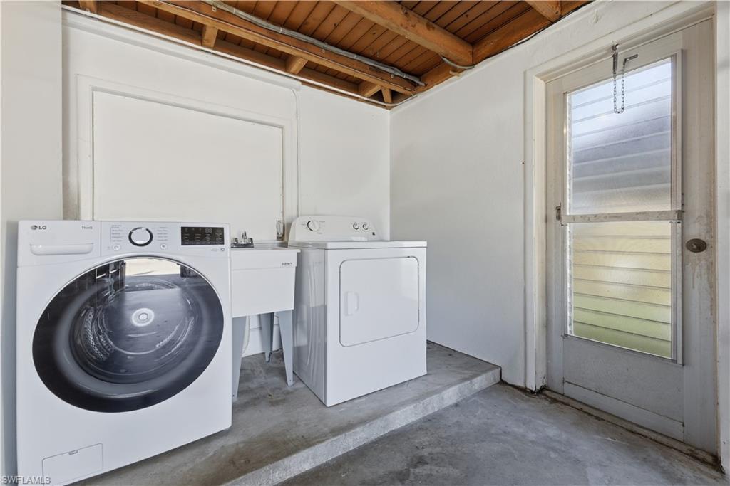 FLAMINGO ESTATES - Residential