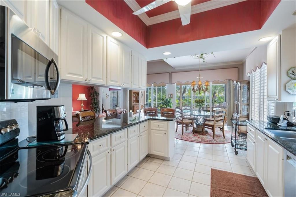 VILLAGE WALK - Residential