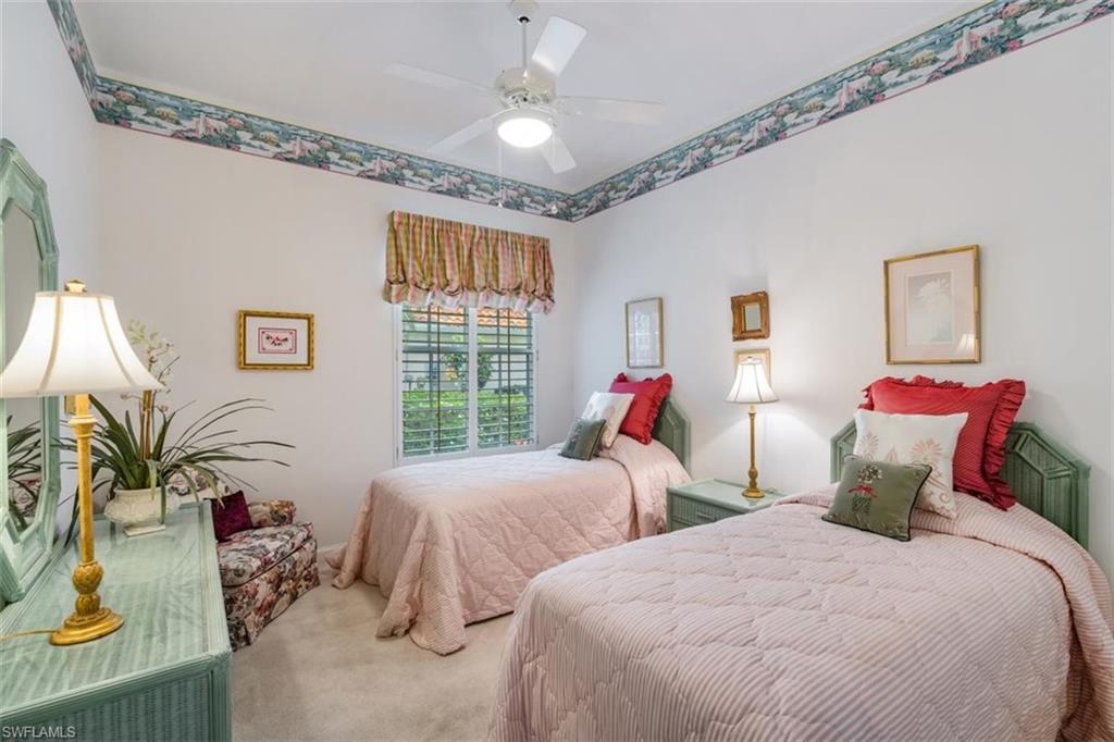 VILLAGE WALK - Residential