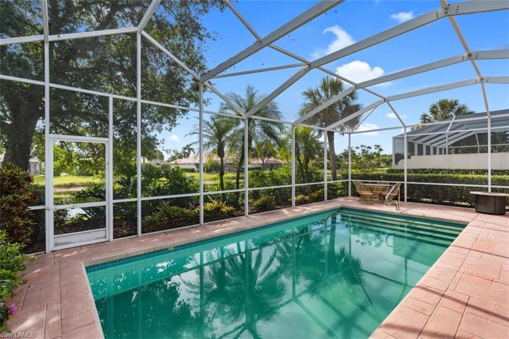 VILLAGE WALK - Residential