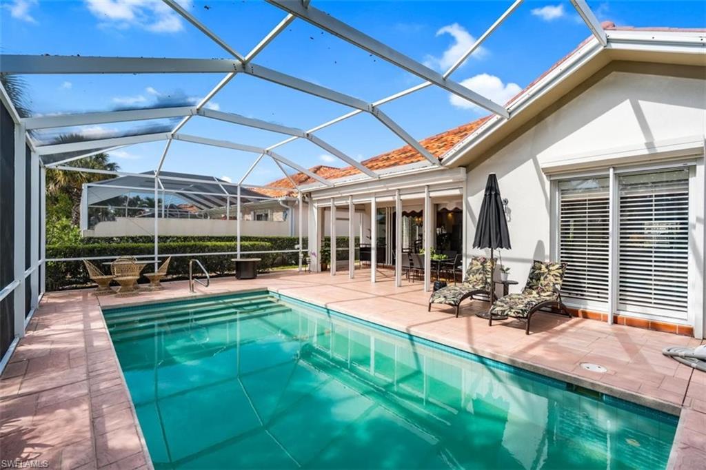 VILLAGE WALK - Residential