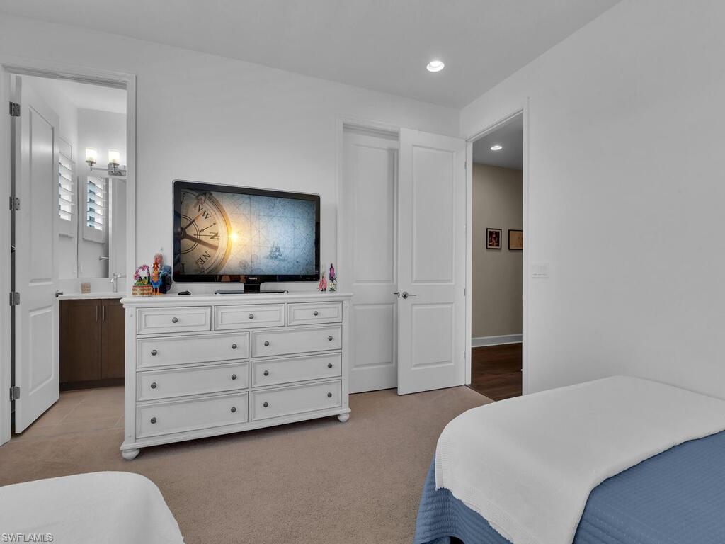 RIVERCREEK IN ESTERO - Residential