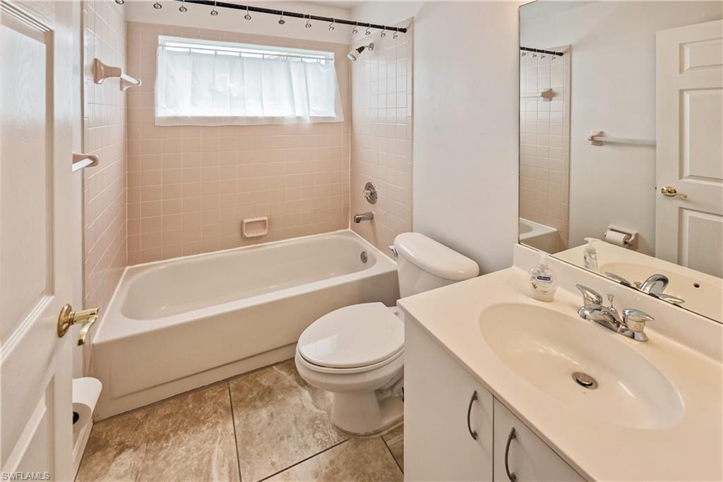 BERKSHIRE LAKES - Residential