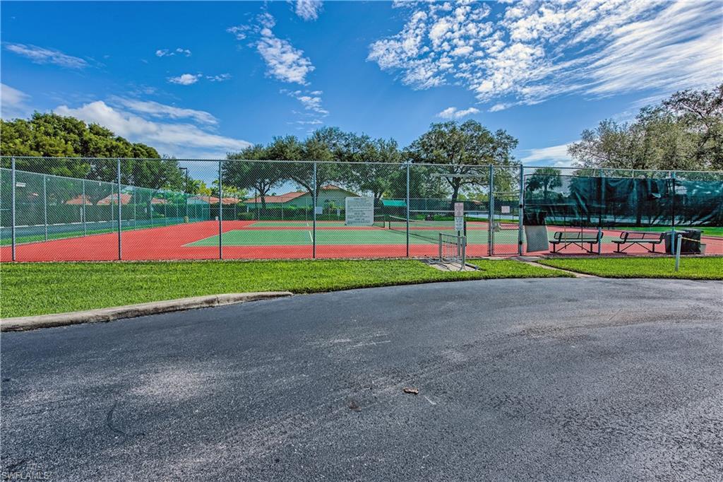 BERKSHIRE LAKES - Residential