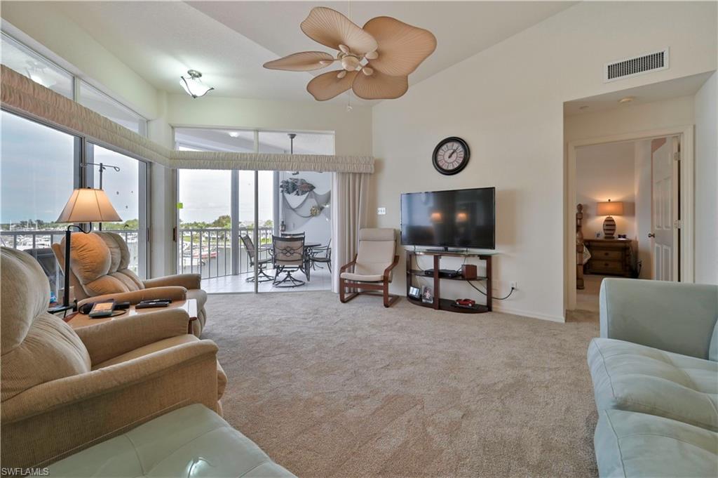 BOARDWALK CAPER - Residential