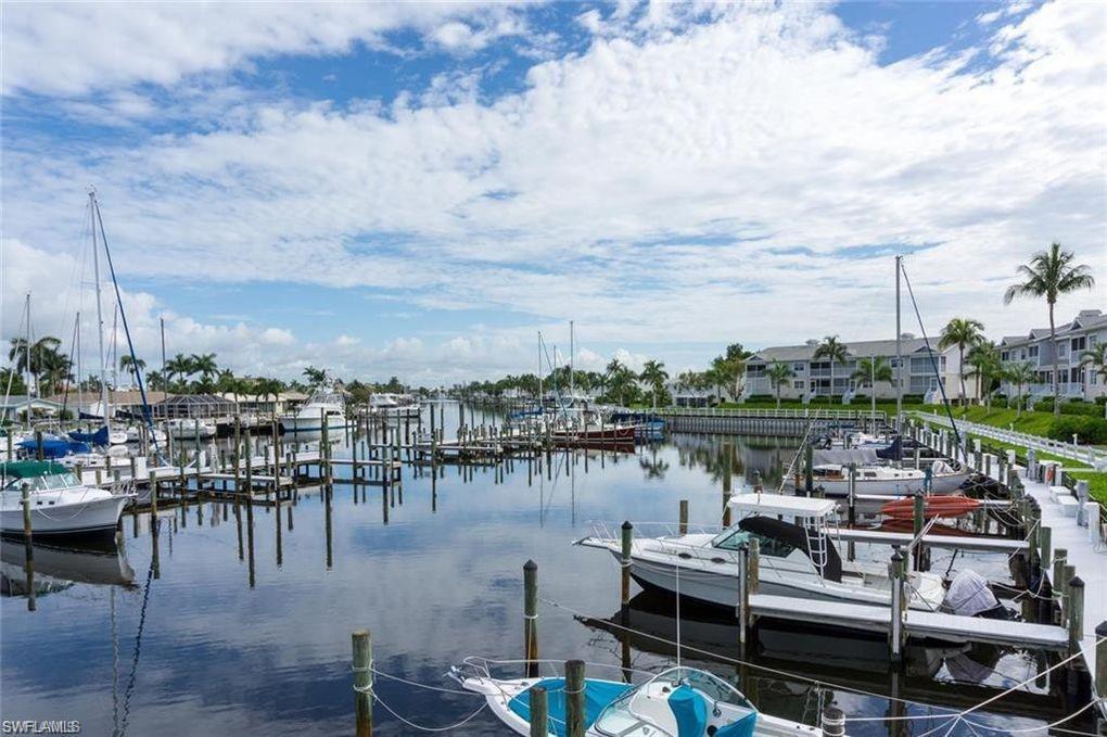 BOARDWALK CAPER - Residential