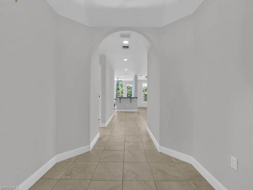 4402 Yacht Harbor DR 111