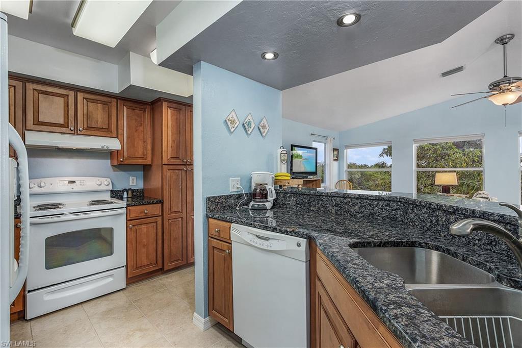 KREAMERS SUBD - Residential