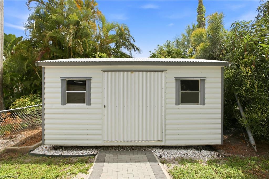 DEAN PARK - Residential