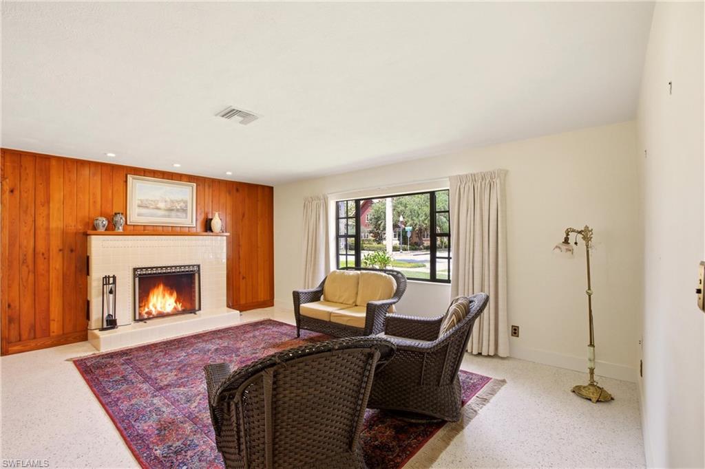 DEAN PARK - Residential