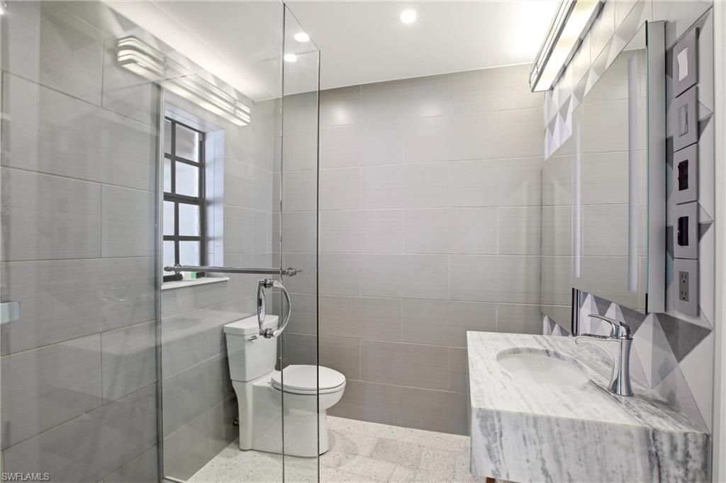 DEAN PARK - Residential