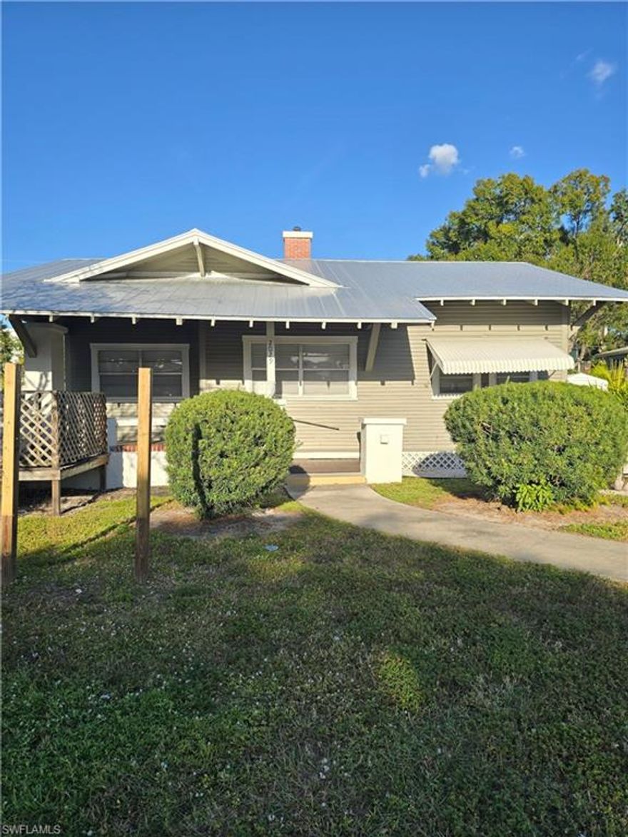 Versatile Investment Opportunity – Prime Downtown Fort Myers Location This well-located 2-bedroom, 1-bath property with plenty of parking space offers exceptional flexibility, making it ideal for residential rental or commercial rental use. Situated in a prime, central location near Downtown Fort Myers, this property provides easy access to restaurants, shops, offices, and major roadways. The functional layout allows for multiple uses—perfect for a long-term or short-term rental, professional office, boutique business, or live-work concept. High visibility and proximity to the downtown core make it especially attractive for investors and business owners alike.