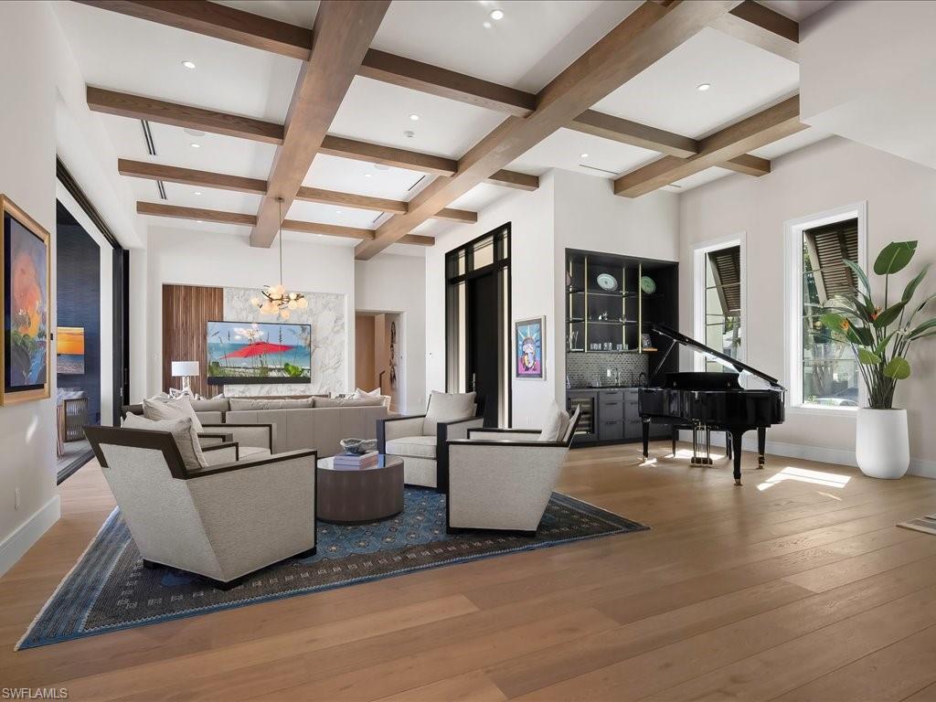 AQUALANE SHORES - Residential