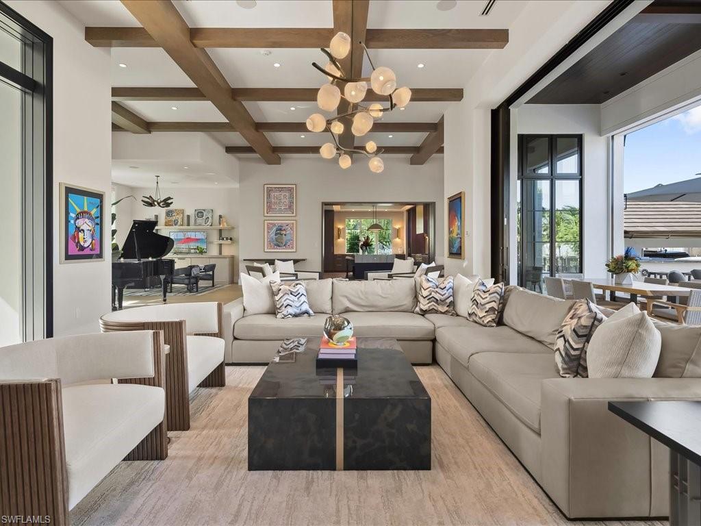 AQUALANE SHORES - Residential