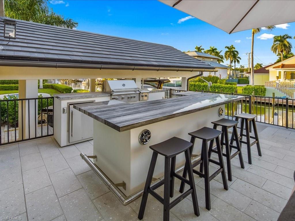 AQUALANE SHORES - Residential