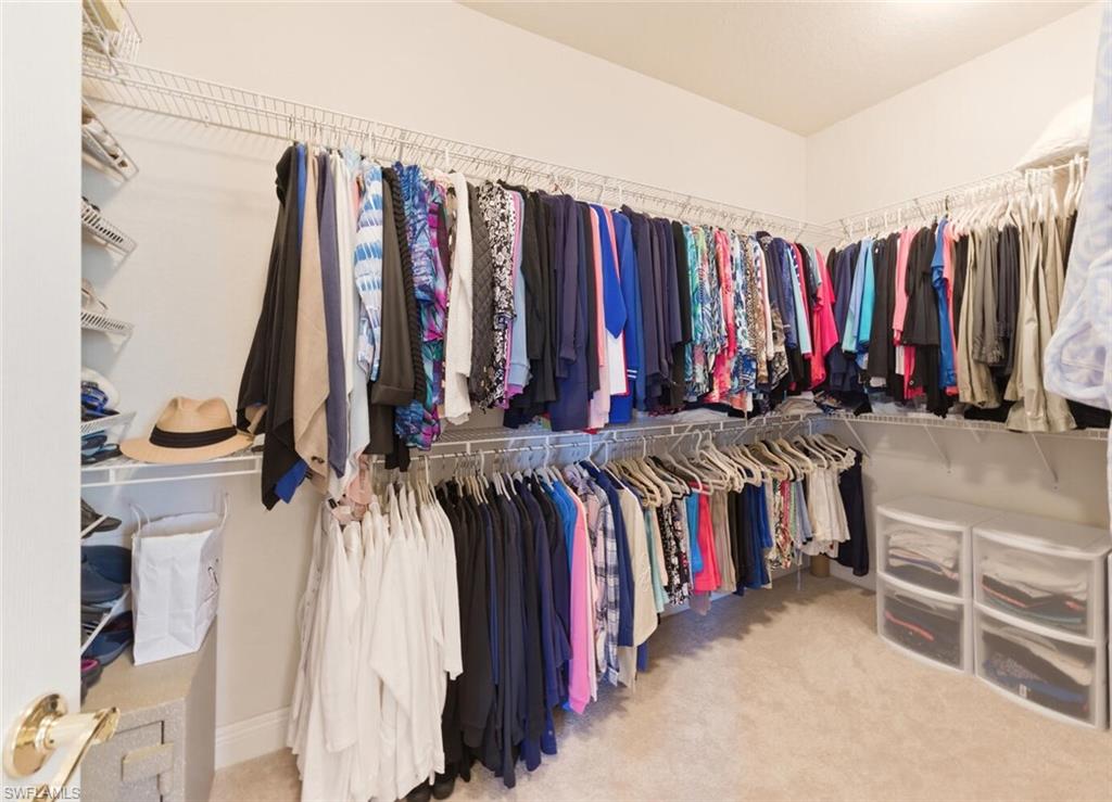 JULIANA VILLAGE - Residential