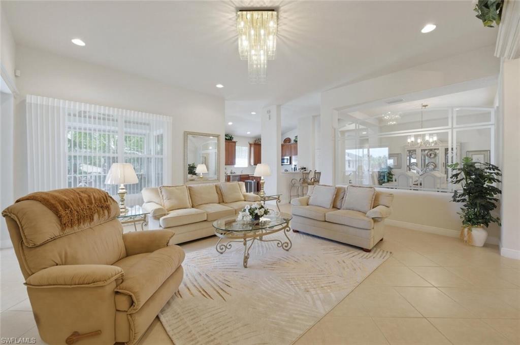 JULIANA VILLAGE - Residential