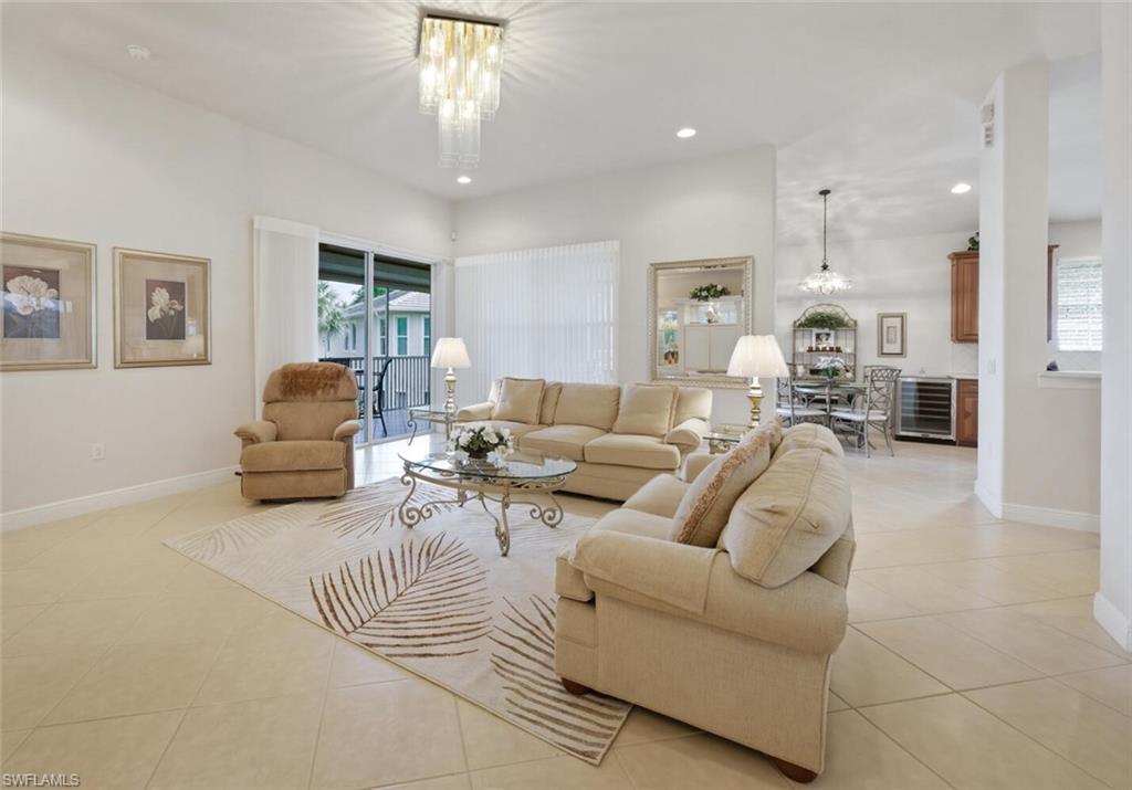 JULIANA VILLAGE - Residential