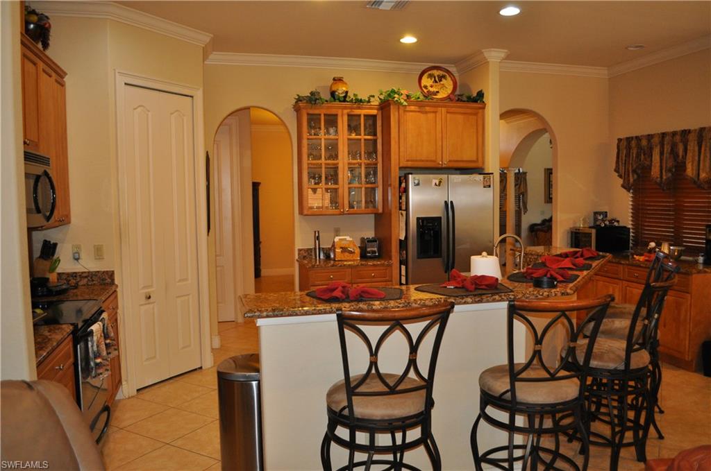 GOLDEN GATE ESTATES - Residential