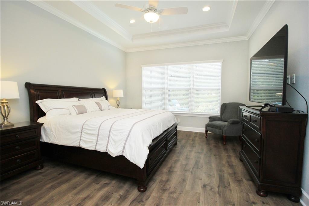 ESPLANADE - Residential Lease