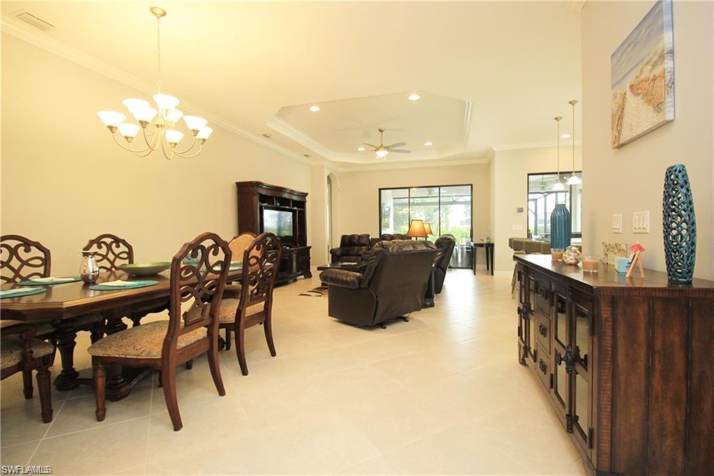 ESPLANADE - Residential Lease