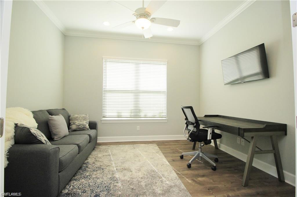 ESPLANADE - Residential Lease